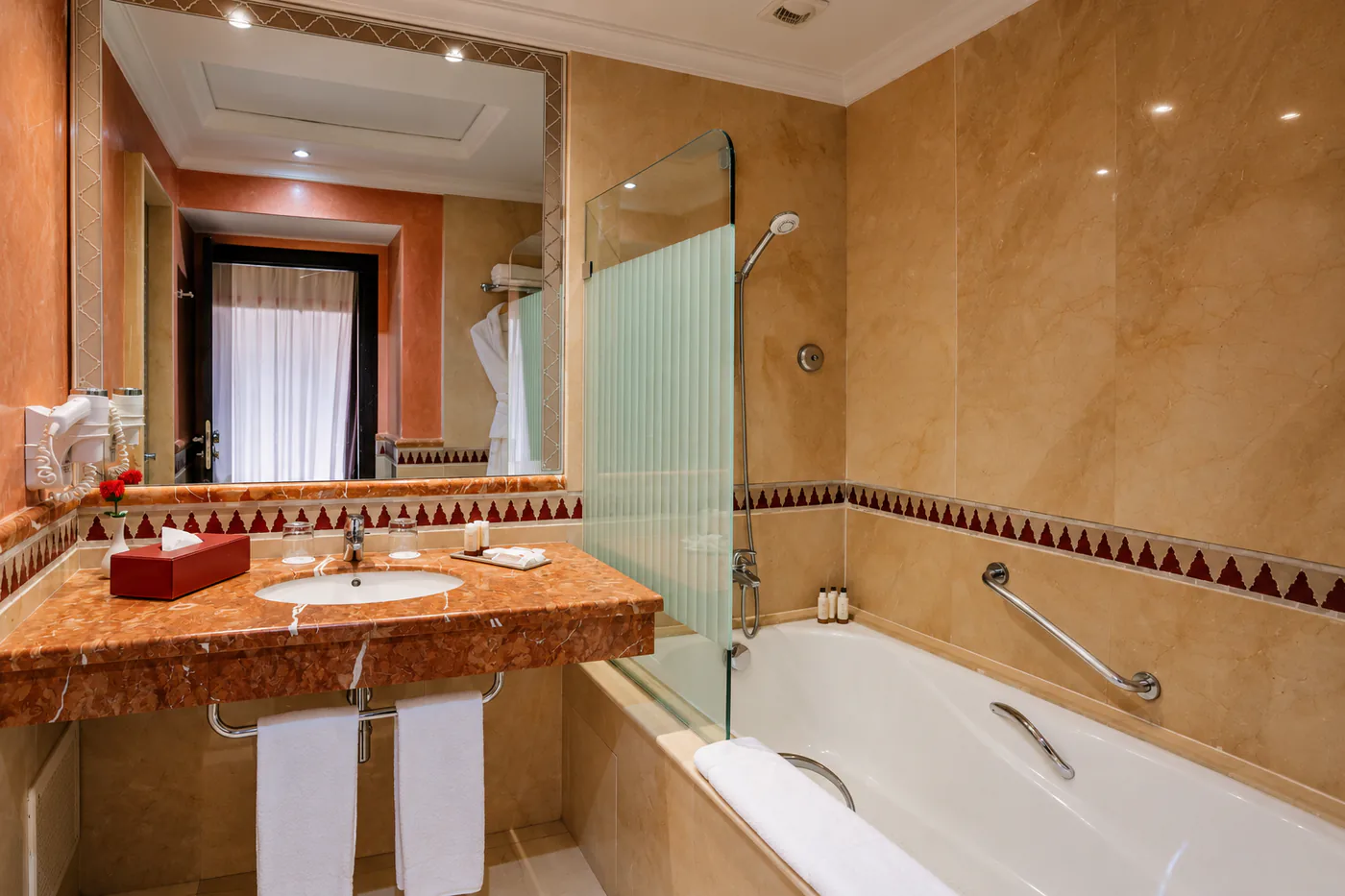 39 m² Junior Suite with separate living room and private balcony at Palm Plaza Marrakech